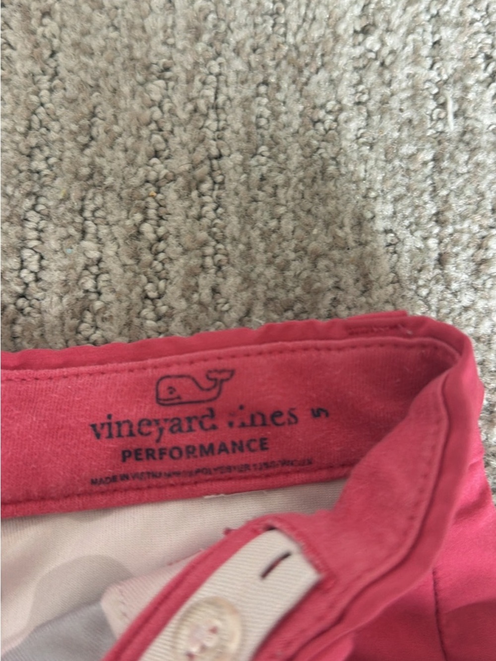 Vineyard Vines Performance Shorts Size 5 - Picture 2 of 2